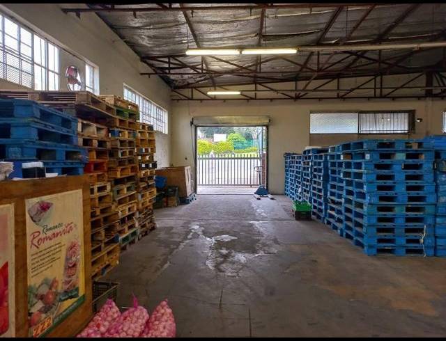 360M² RETAIL TO LET IN WHITE RIVER CENTRAL